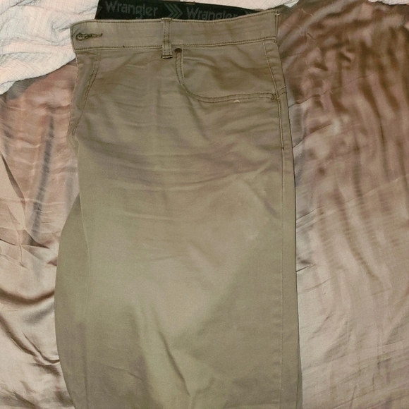 Wrangler Stretch dress pants - Picture 1 of 3